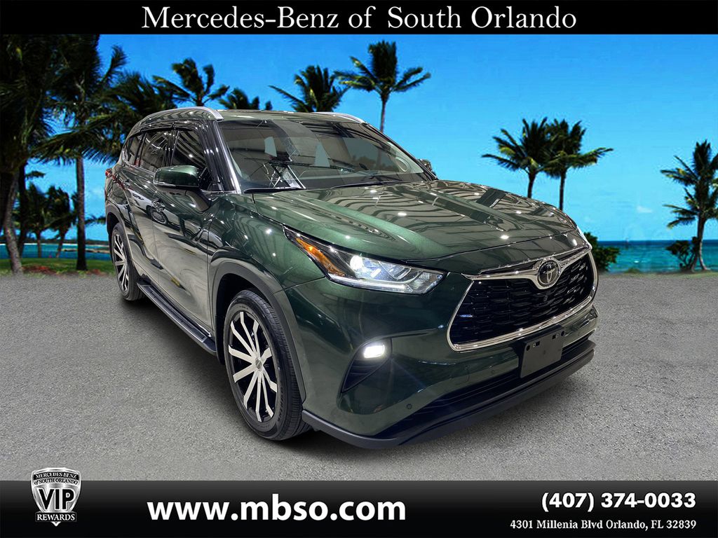 2024 Toyota Highlander Limited's photo