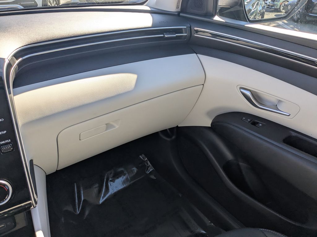2022 Hyundai Tucson SEL photo 3