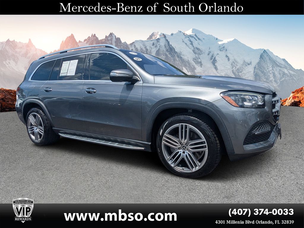 2022 Mercedes-Benz GLS GLS450's photo