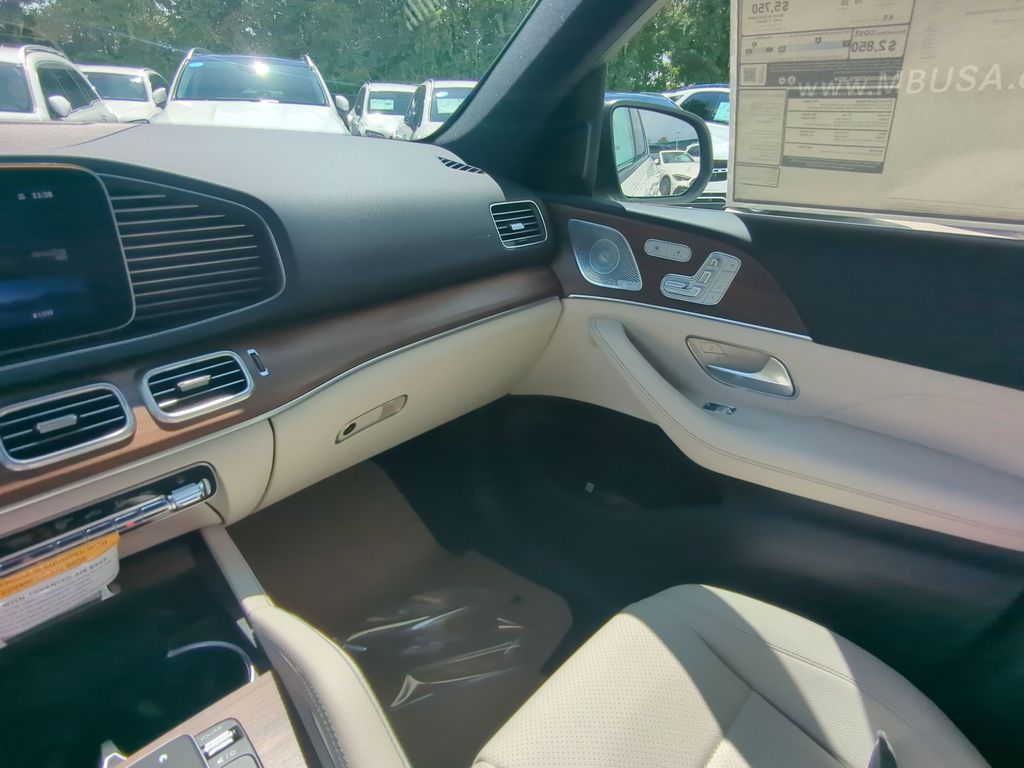 2026 Mercedes Benz GLE 350 4MATIC photo 4