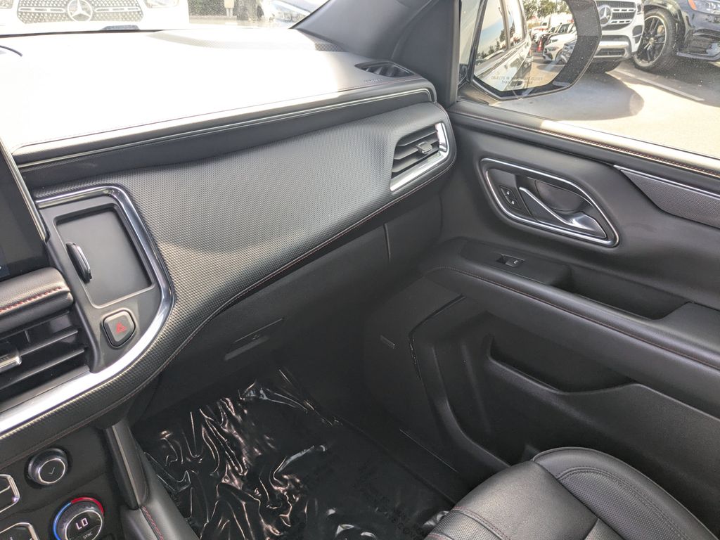 2023 Chevrolet Tahoe RST photo 4