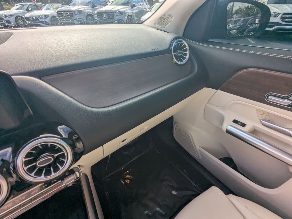 Certified 2023 Mercedes-Benz GLA  SUV