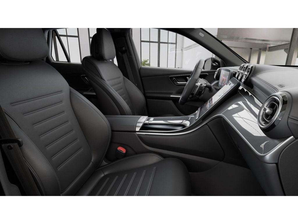 2026 Mercedes Benz GLC 43 AMG photo 4