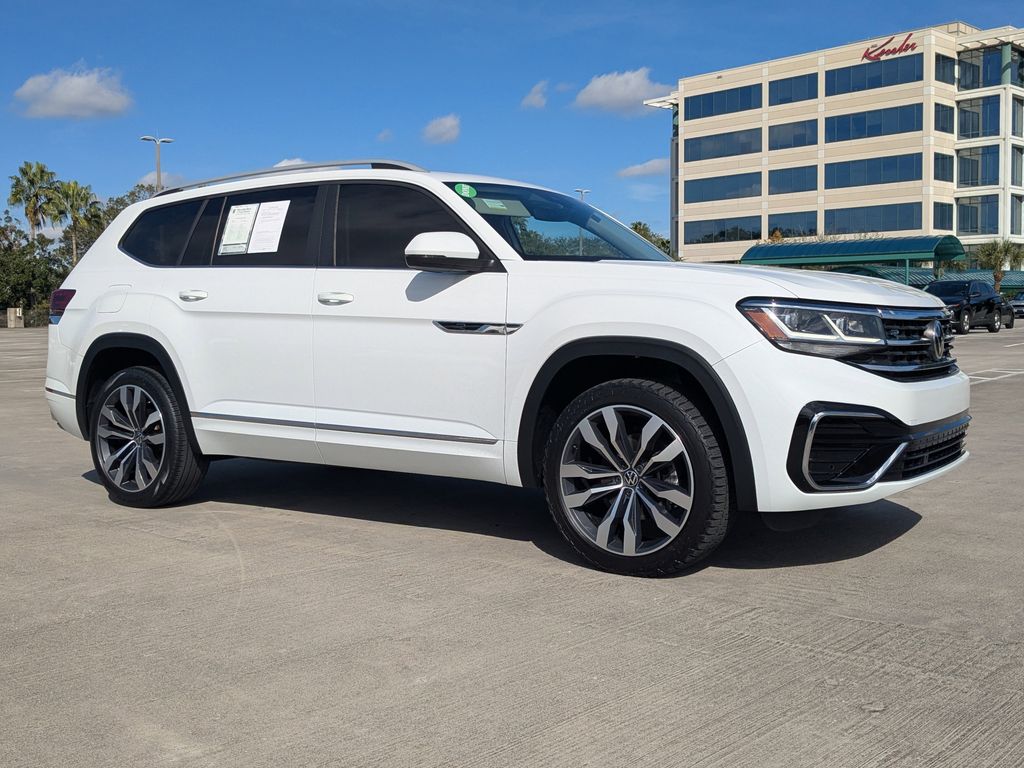 2021 Volkswagen Atlas SEL R-Line's photo