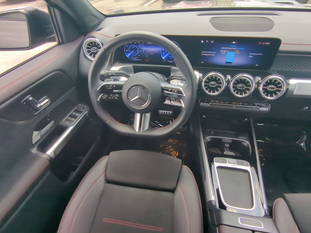 2024 Mercedes Benz EQB 300 4MATIC photo 3