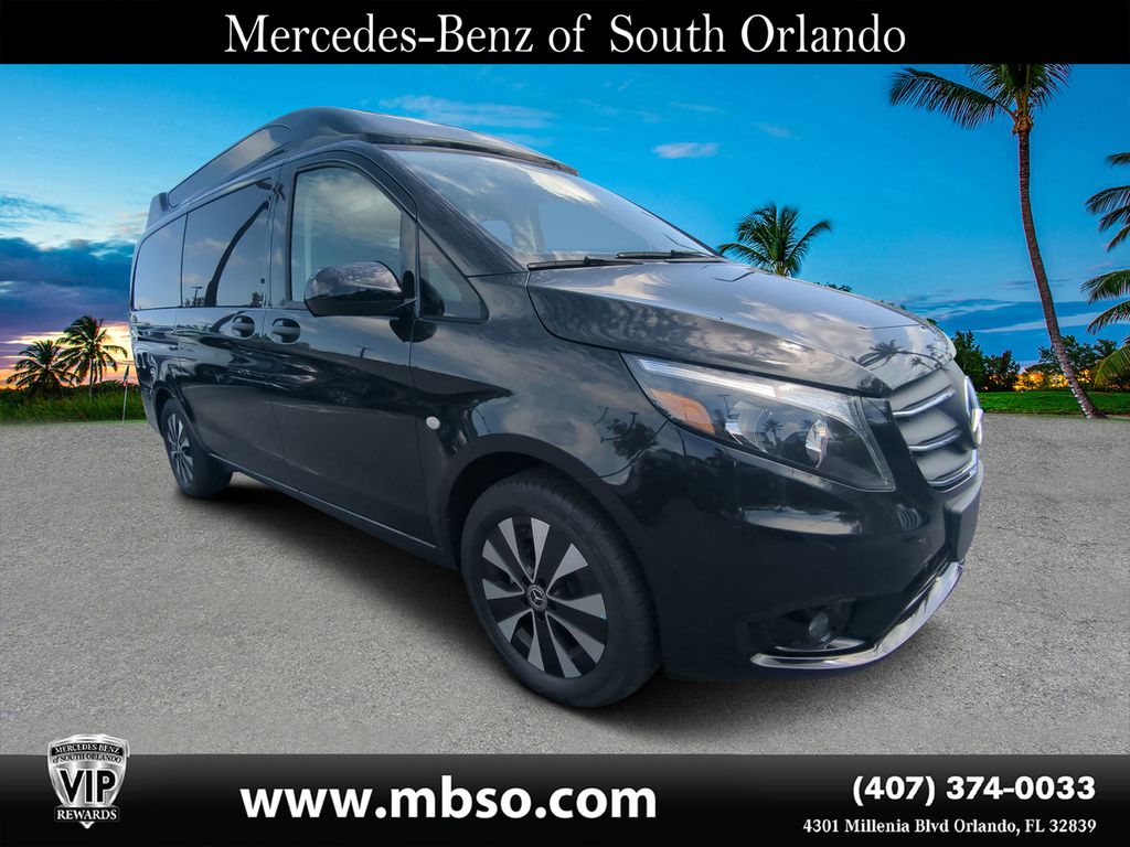 2023 Mercedes-Benz Metris Minivan/Van 