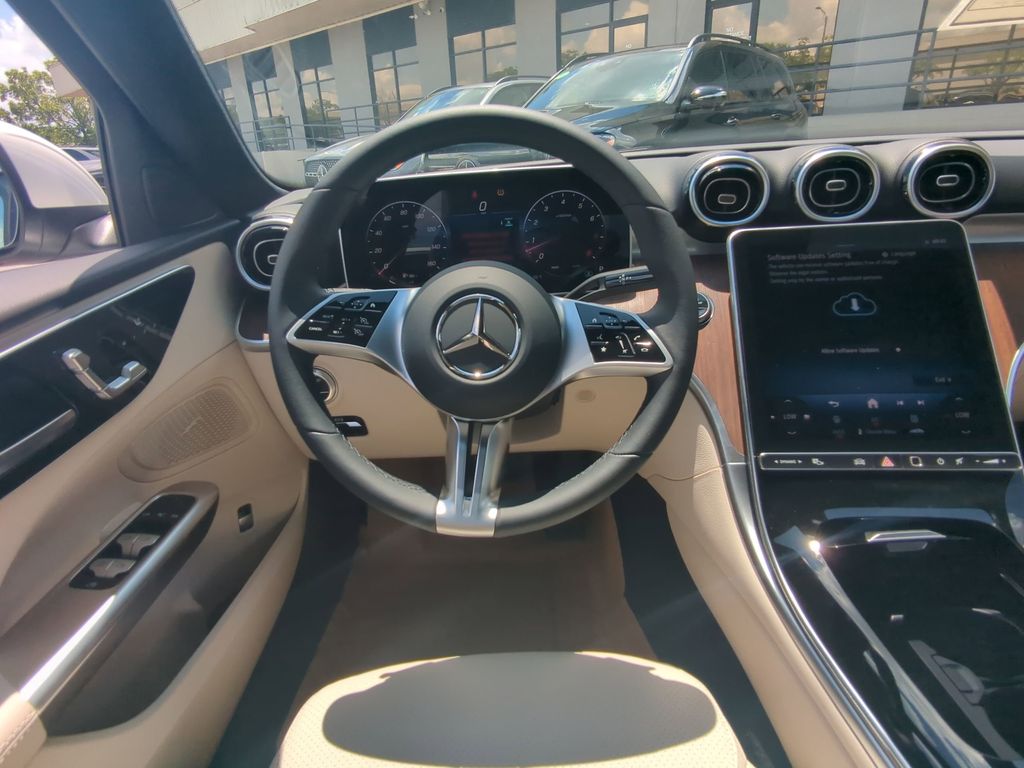 2025 Mercedes Benz C 300 photo 3