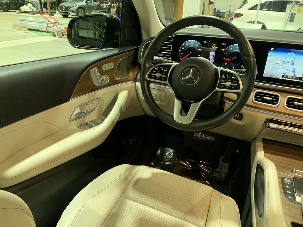 2022 Mercedes Benz GLE 350 photo 2