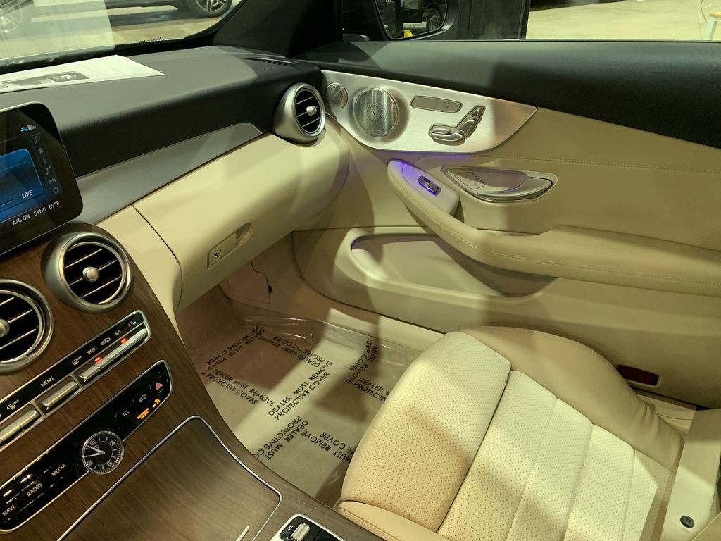 2020 Mercedes Benz C 300 Coupe photo 3