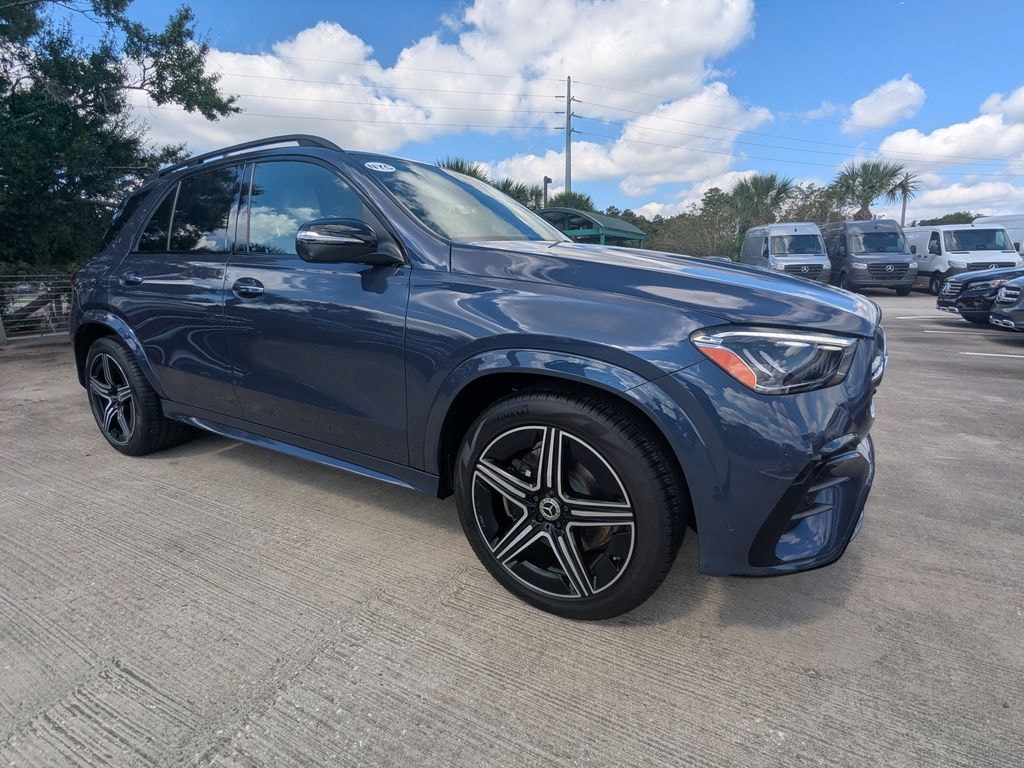 Certified 2025 Mercedes-Benz GLE 4MATIC SUV