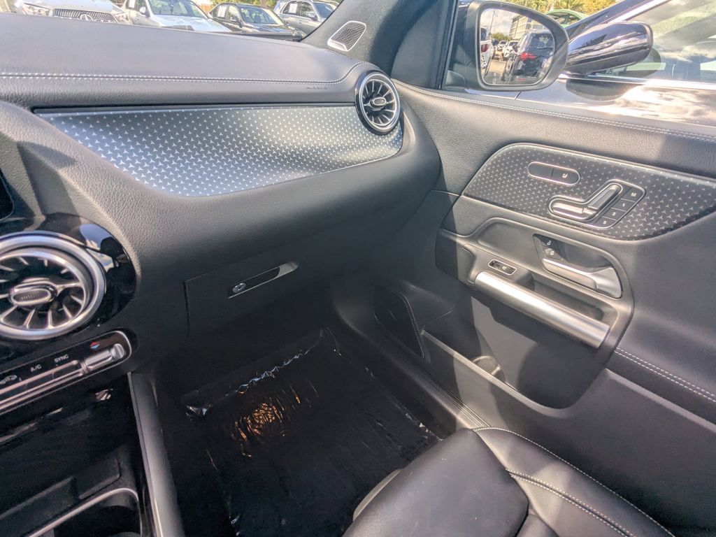 2025 Mercedes-Benz GLA GLA250 - Photo 4