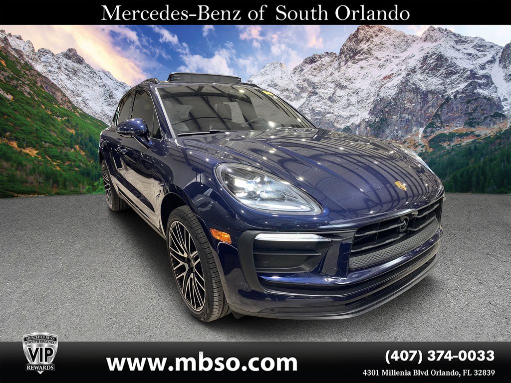 2023 Porsche Macan T's photo