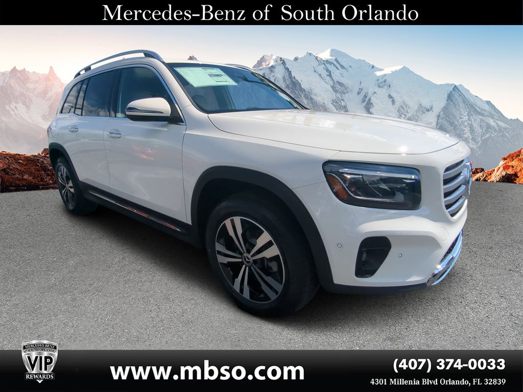 2025 Mercedes-Benz GLB Base's photo
