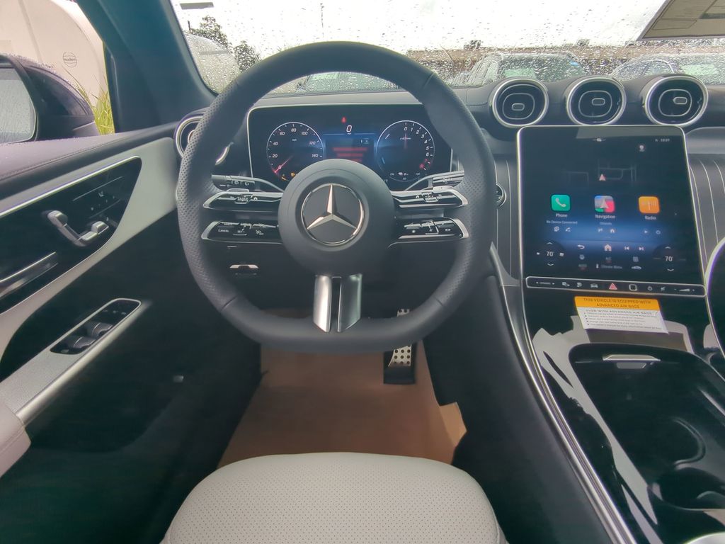 2026 Mercedes Benz GLC 350e 4MATIC photo 3