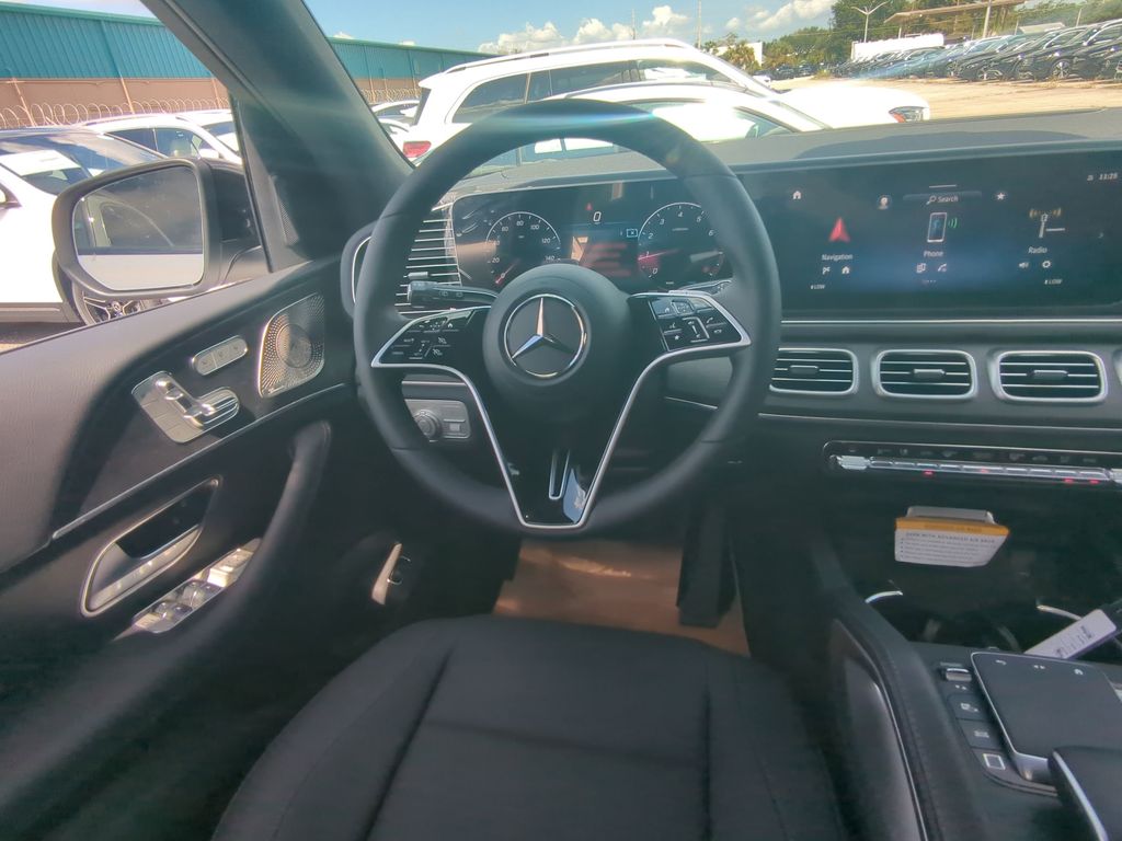 2026 Mercedes Benz GLE 350 4MATIC photo 3