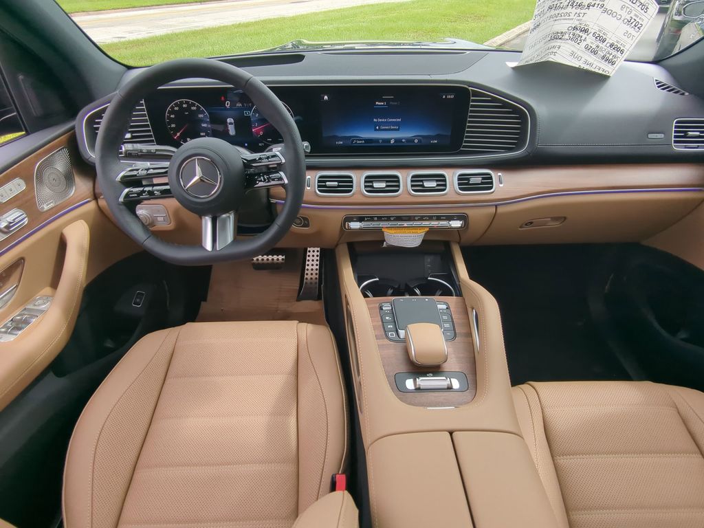 2026 Mercedes Benz GLS 580 4MATIC photo 2