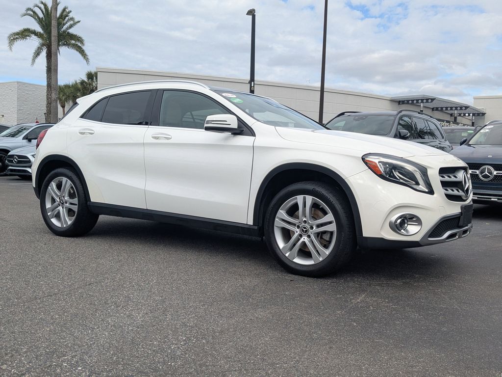 2019 Mercedes-Benz GLA-Class GLA250's photo