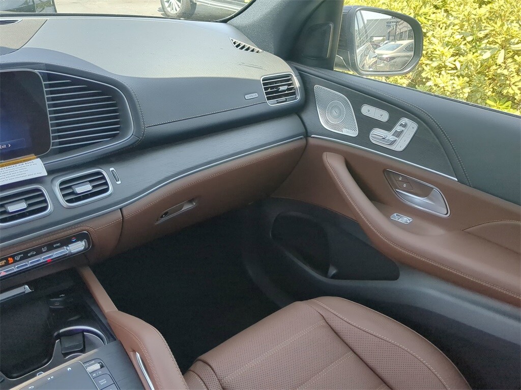 2024 Mercedes Benz GLE 580 photo 4