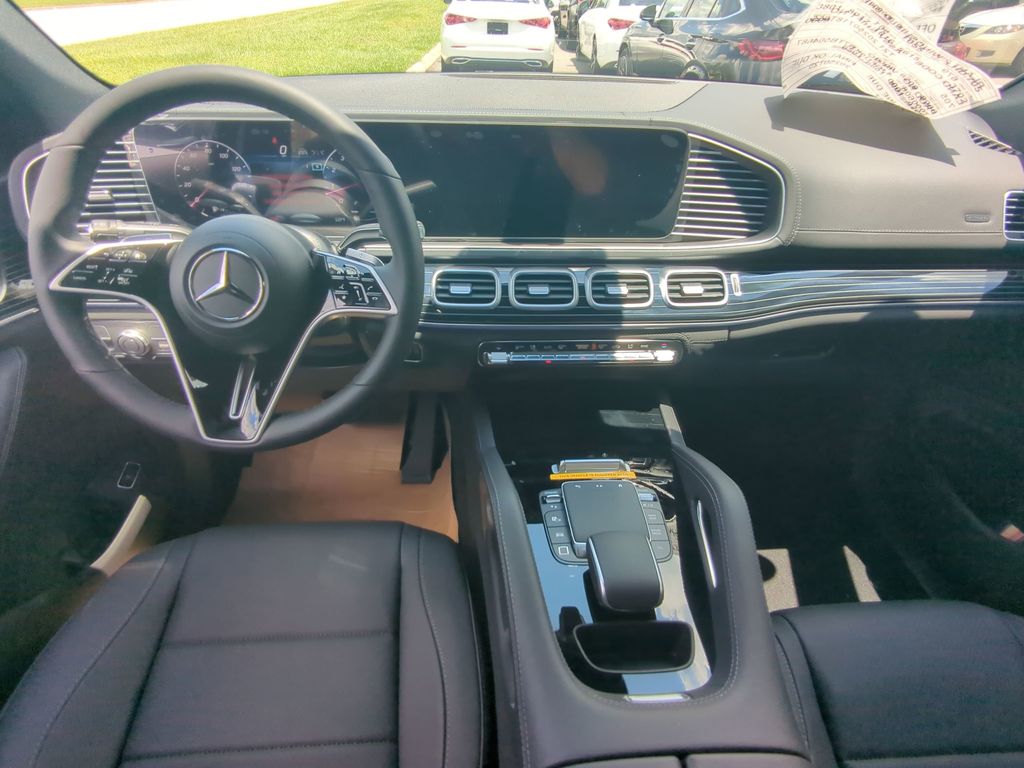 2026 Mercedes Benz GLE 450 4MATIC photo 2