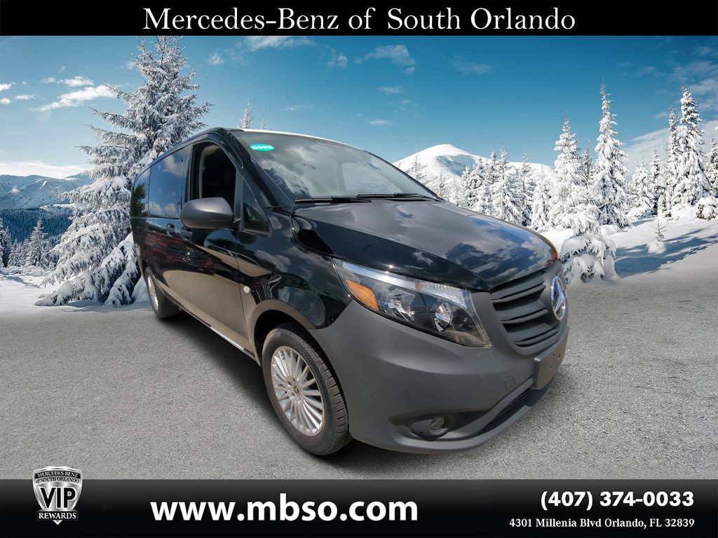 2023 Mercedes-Benz Metris Minivan/Van 