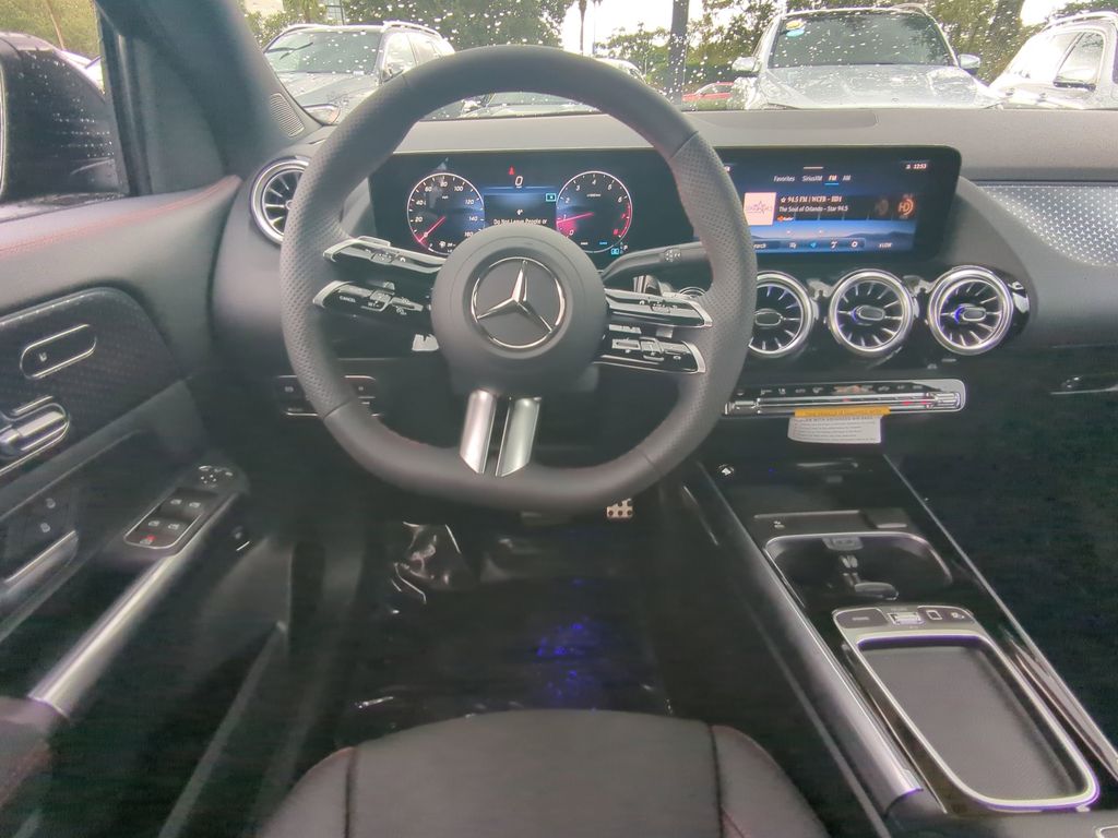 2026 Mercedes Benz GLA 250 photo 3