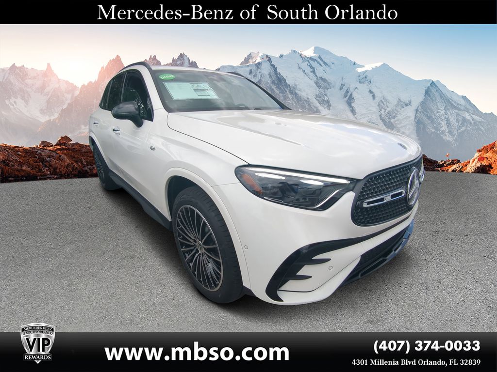 2025 Mercedes-Benz GLC Base's photo