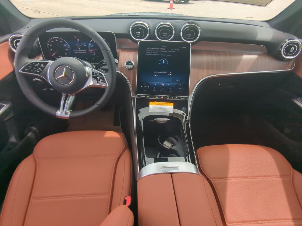2026 Mercedes Benz GLC 300 4MATIC photo 2