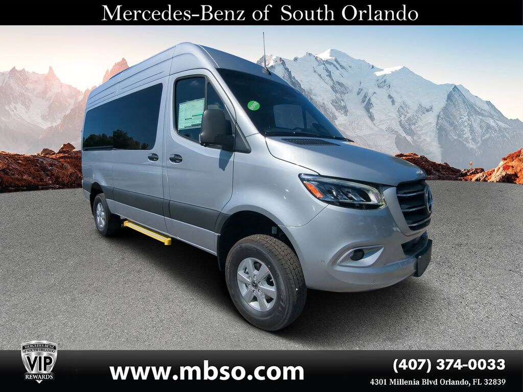 New 2025 Mercedes-Benz Sprinter 2500 Passenger 144 WB Minivan/Van