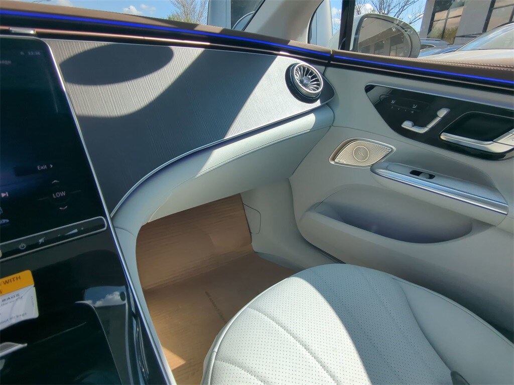 2025 Mercedes Benz EQE Sedan 350 photo 4