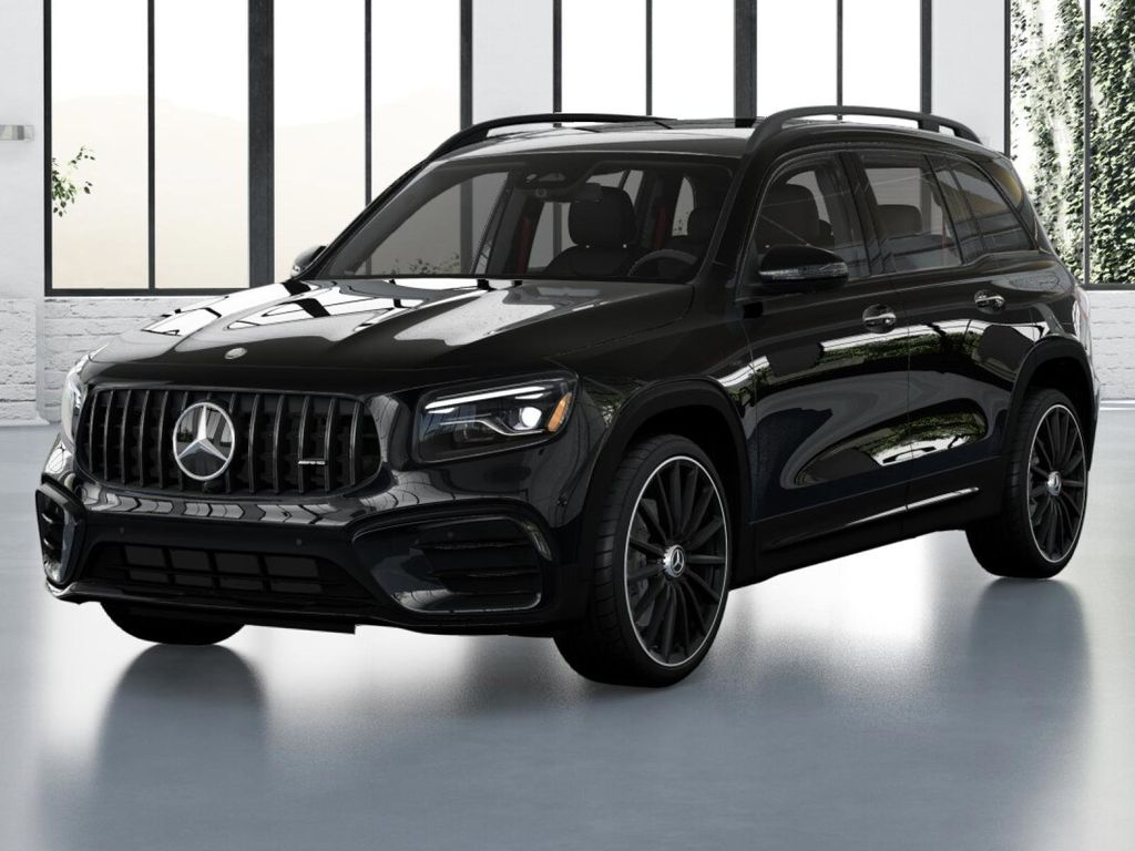 2026 Mercedes-Benz GLB AMG GLB 35's photo