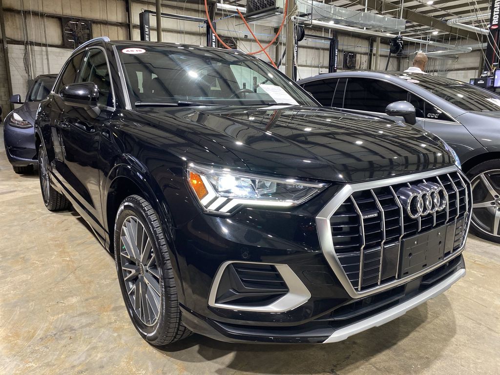 2021 Audi Q3 Premium Plus's photo