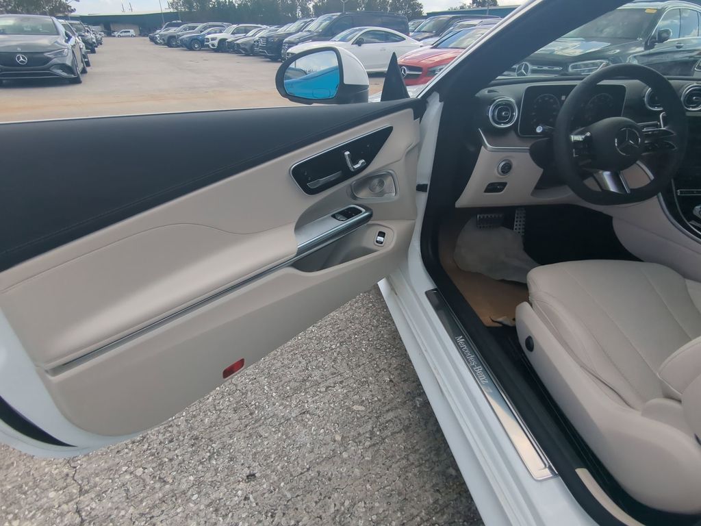 2024 Mercedes Benz CLE 300 4MATIC photo 3