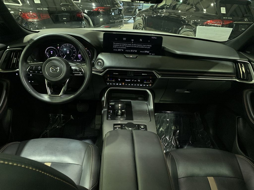 2024 Mazda CX-90 Premium Plus photo 2