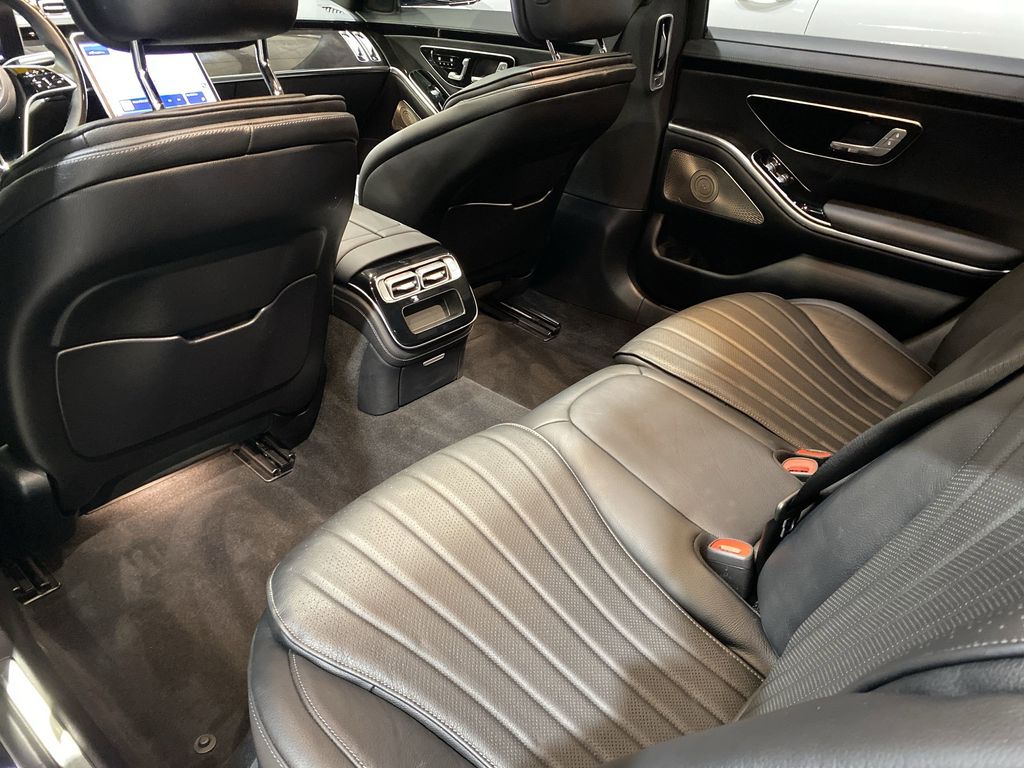 2022 Mercedes Benz S 500 4MATIC photo 4