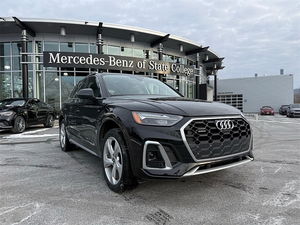 2023 Audi Q5 Premium Plus's photo