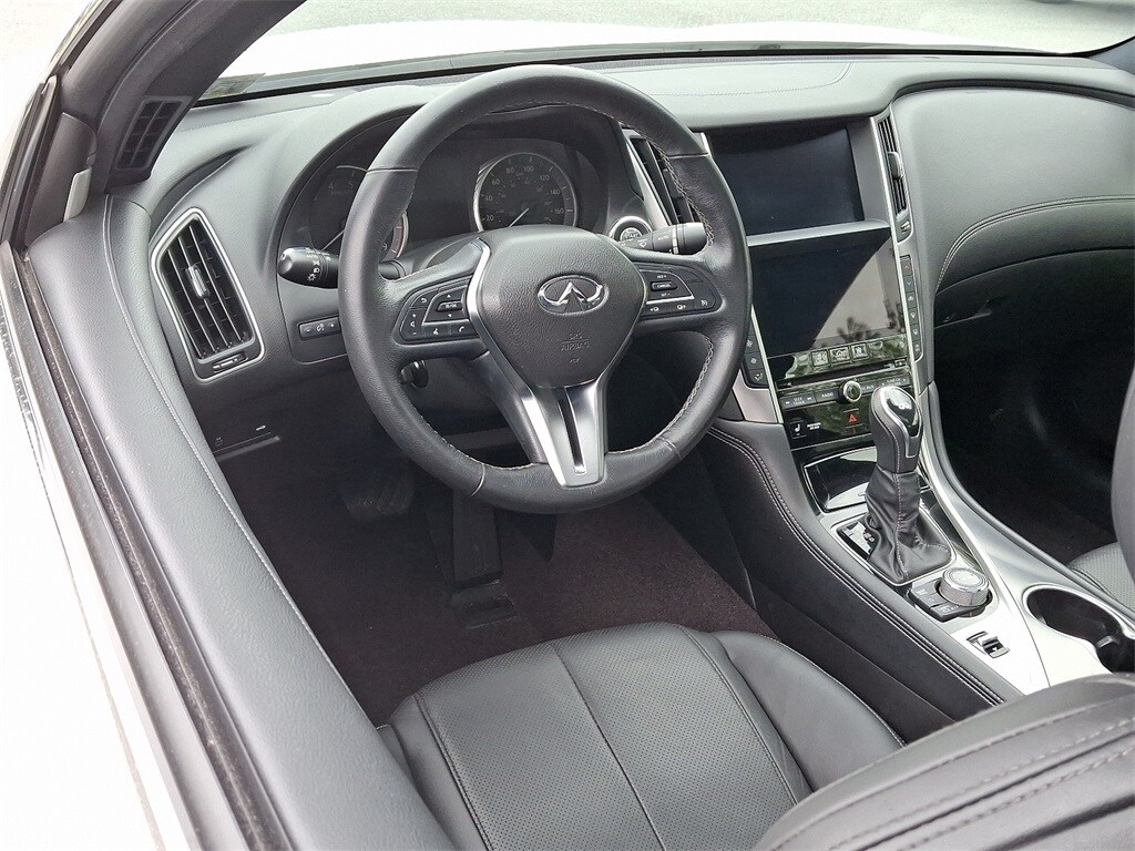 2020 Infiniti Q60 3.0t Luxe photo 2