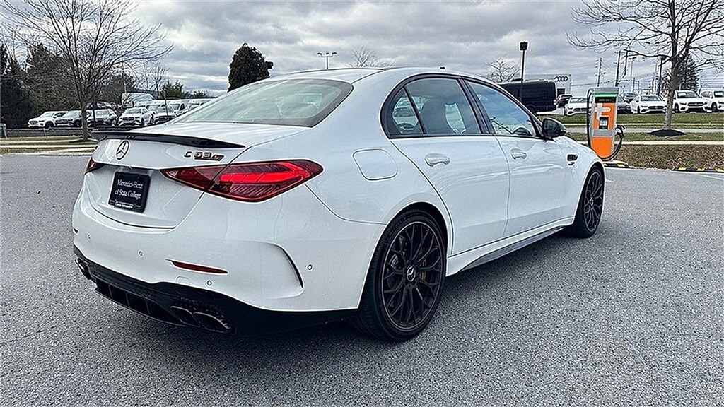 2025 Mercedes Benz C 63 S AMG 4MATIC photo 3