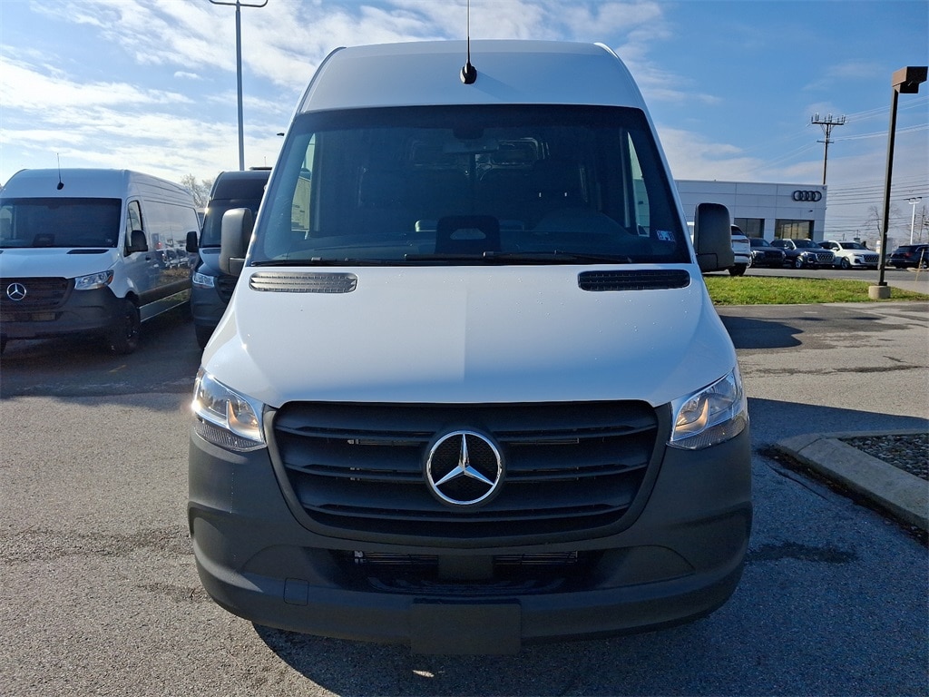 New 2025 Mercedes-Benz Sprinter 2500 Standard Roof 4-Cyl Diesel HO Van Cargo Van