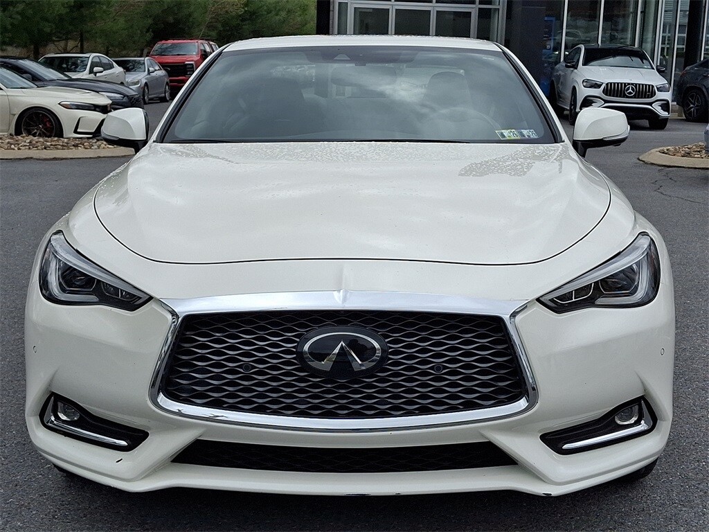 2020 Infiniti Q60 3.0t Luxe photo 4