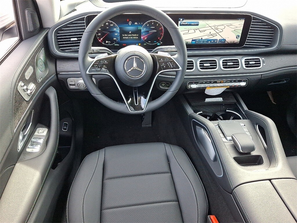 2026 Mercedes Benz GLE 450 4MATIC photo 2