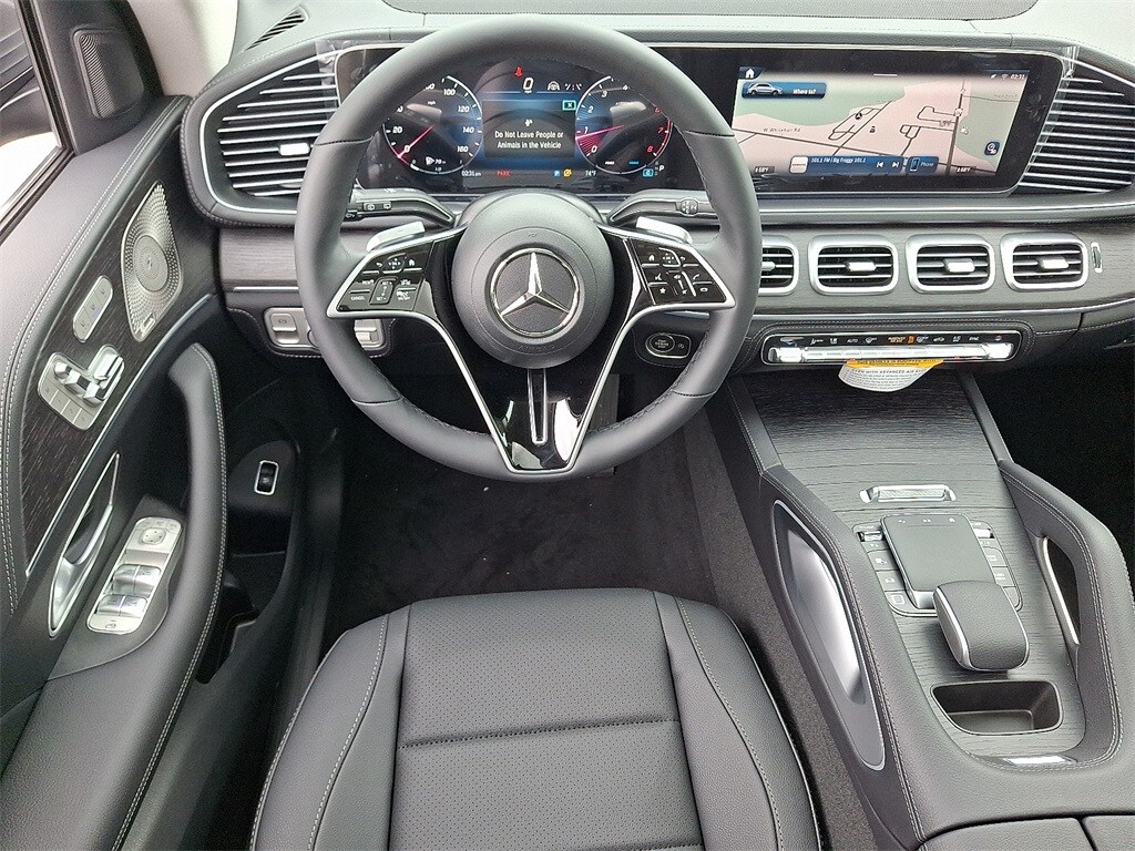 2026 Mercedes Benz GLE 450 4MATIC photo 2