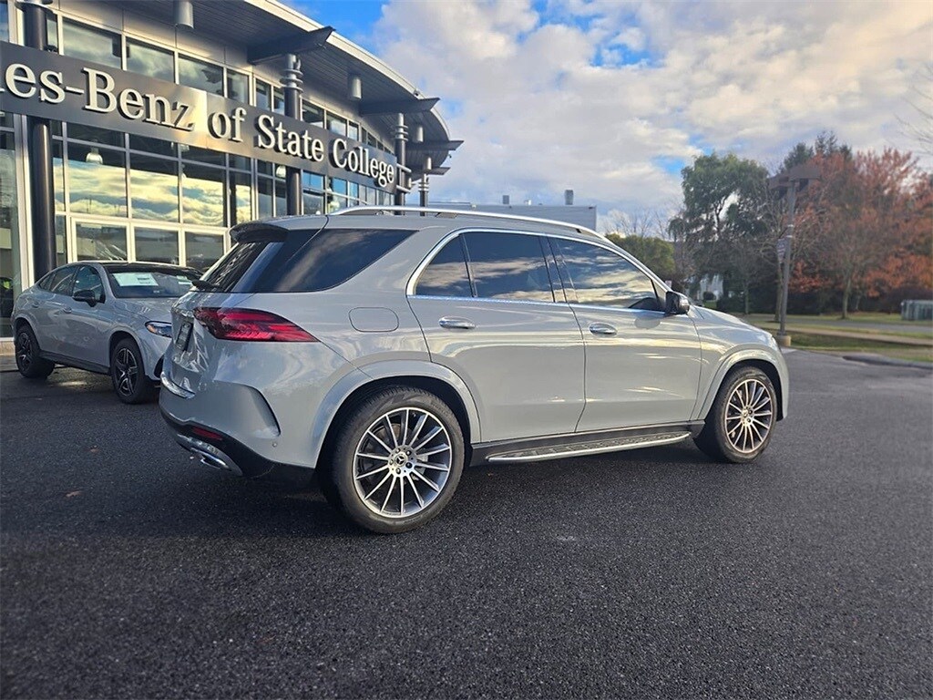 2025 Mercedes Benz GLE 350 4MATIC photo 3