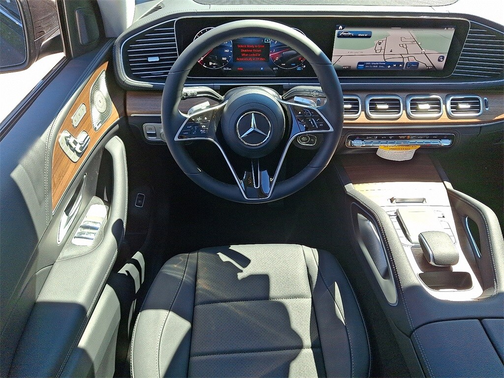 2026 Mercedes Benz GLE 450 4MATIC photo 2