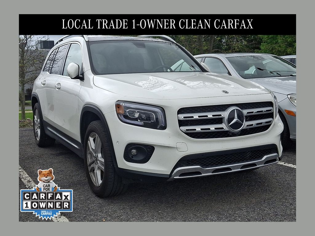 2023 Mercedes-Benz GLB GLB 250 4MATIC's photo