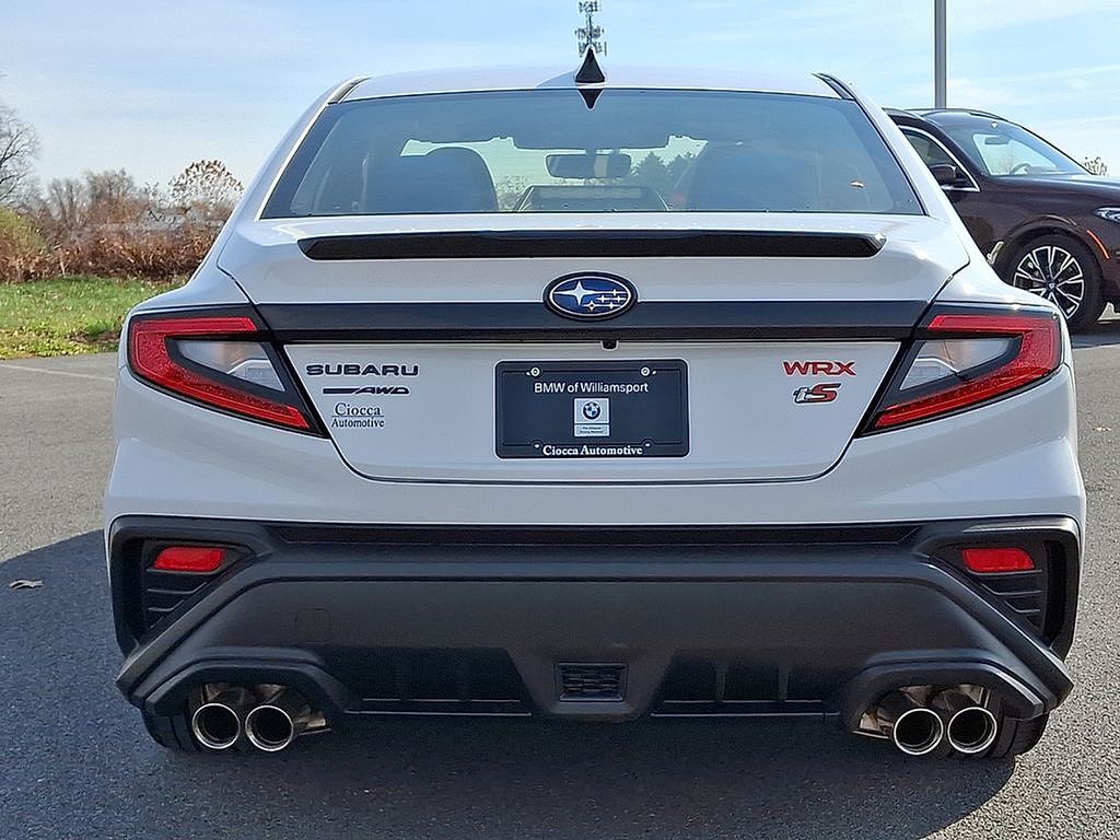 2025 Subaru WRX tS - Photo 8