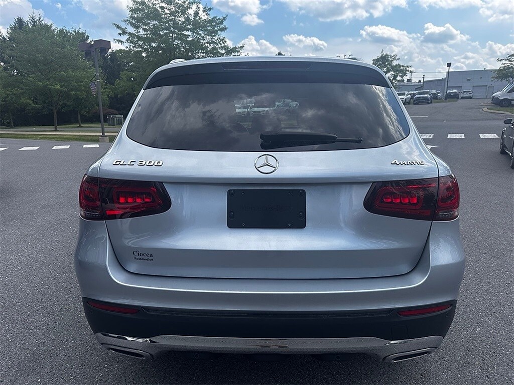 2022 Mercedes Benz GLC 300 4MATIC photo 4