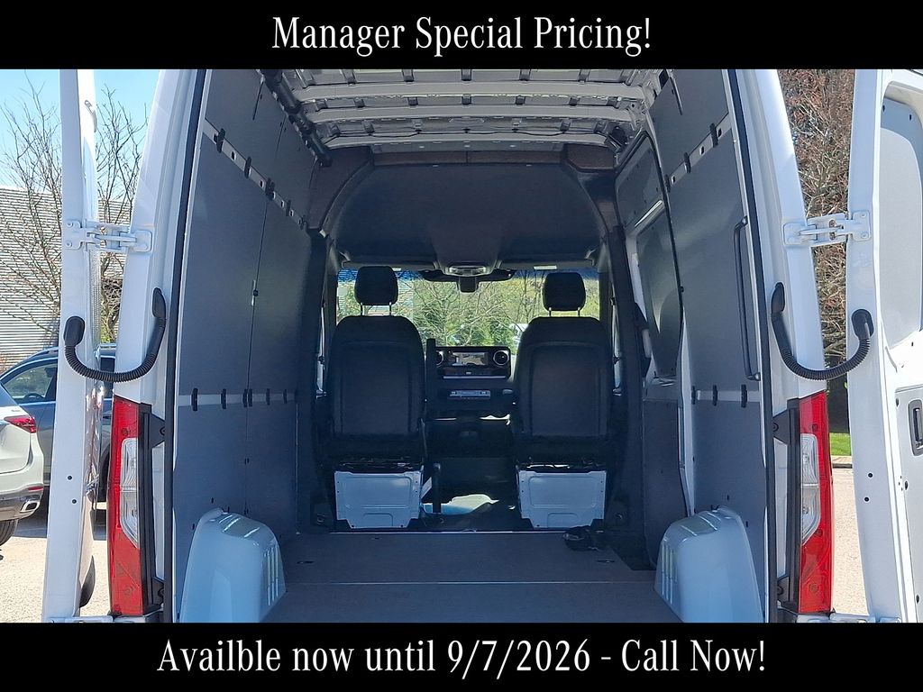 2026 Mercedes-Benz Sprinter Cargo Van Base - Photo 10