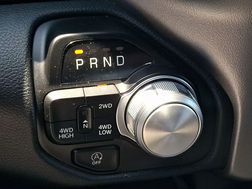 2024 RAM Ram 1500 Pickup Laramie - Photo 15