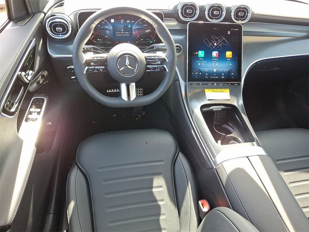 2026 Mercedes Benz GLC 300 4MATIC photo 2