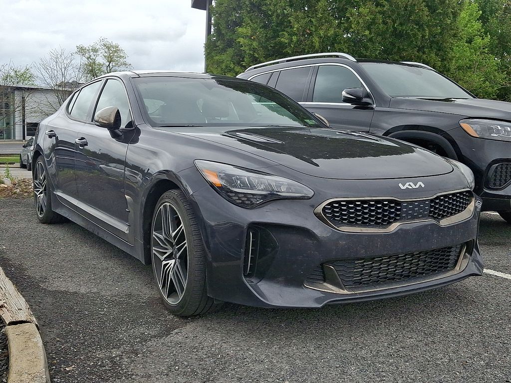 2022 Kia Stinger GT1 AWD's photo